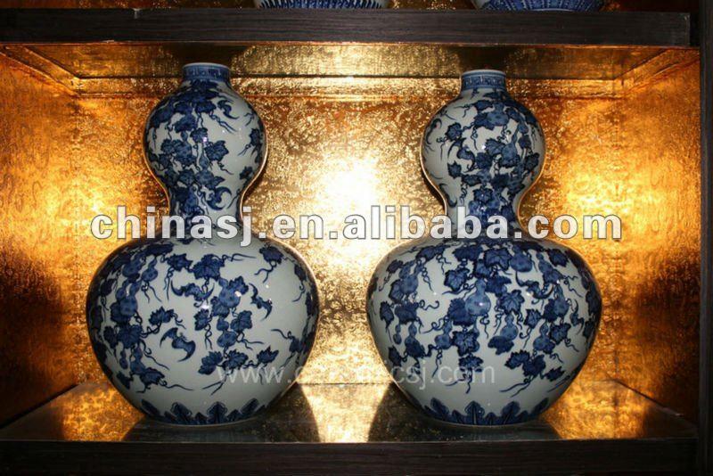 Blue and White Porcelain vase RYVD01