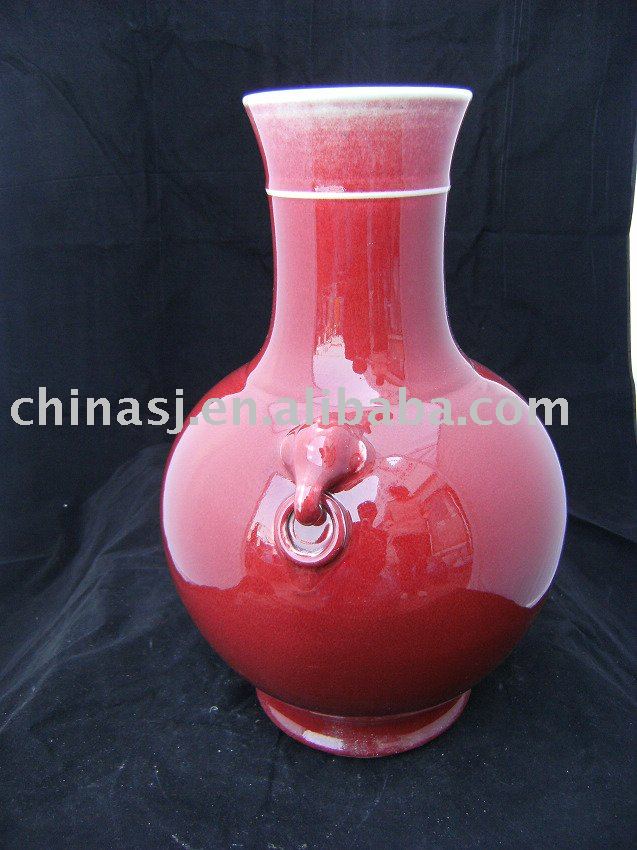 Red glazed Porcelain Vase