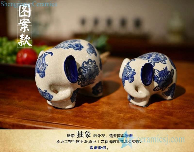 White and blue porcelain elephants small salt and pepper shakers.