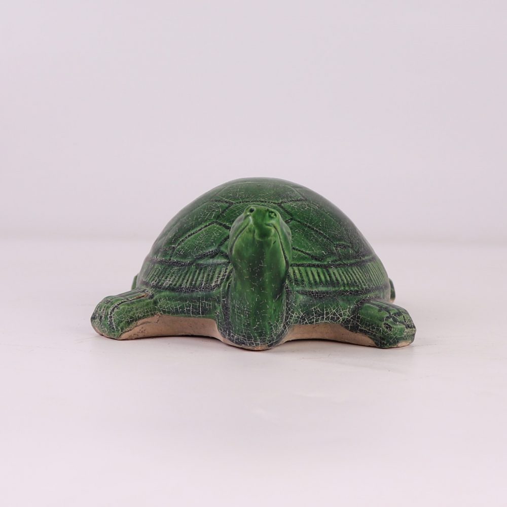 Jingdezhen porcelain home decoration small ornaments gifts ceramic turtle front view