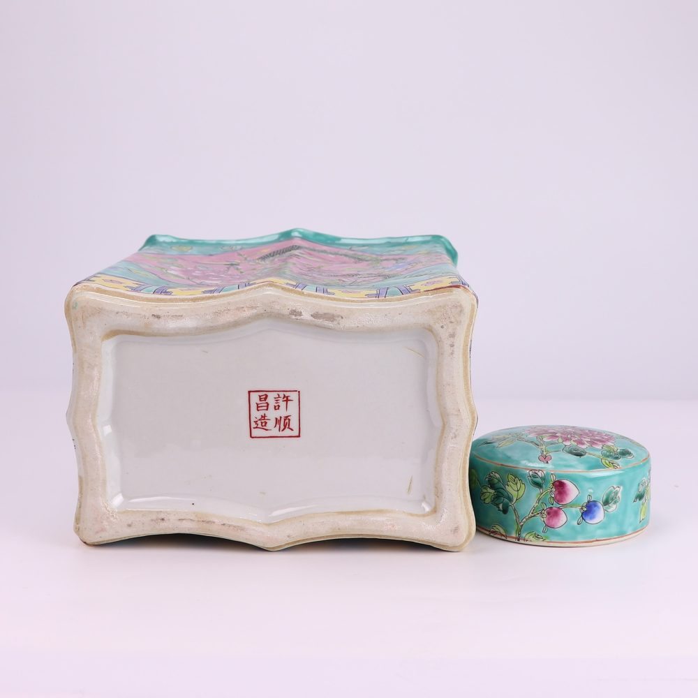 Jingdezhen porcelain pastel green bottom window phoenix peony pattern ceramic rectangular jar bottom view