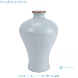 RZBF12-A Antique Chinese Celadon Ceramic Vase Handicraft Embossed Square Texture Porcelain Flower Vase